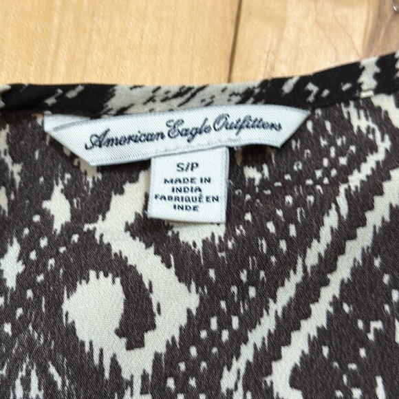 American Eagle Blouse - Picture 3 of 8